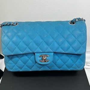 Chanel caviar medium flap blue matte iridescent
